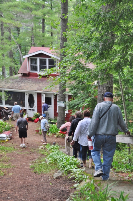 The cabin on the lake